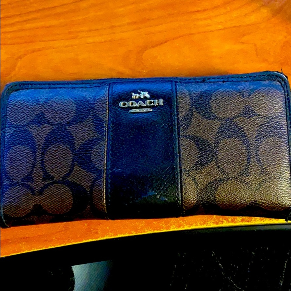 Coach Signature Wallet